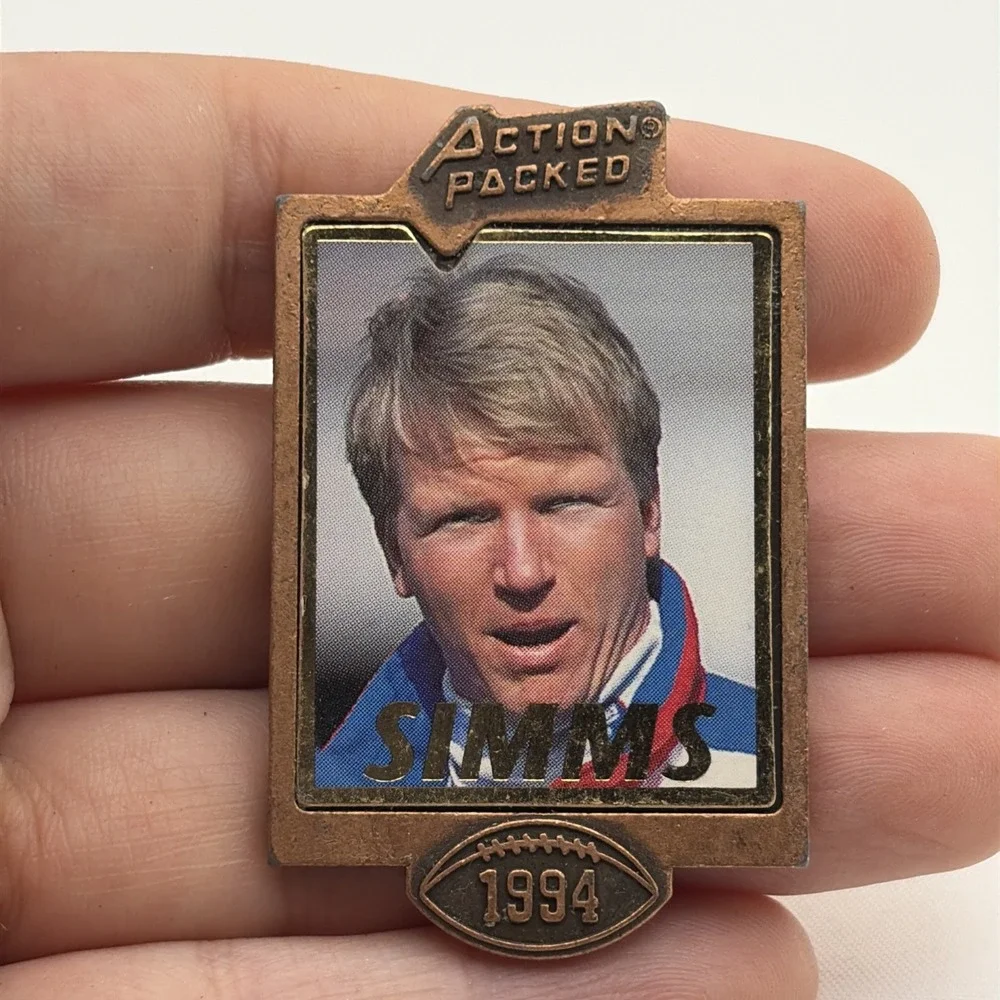 Action Packed Phil Simms New York Giants NFL Football Player Lapel Hat Pin